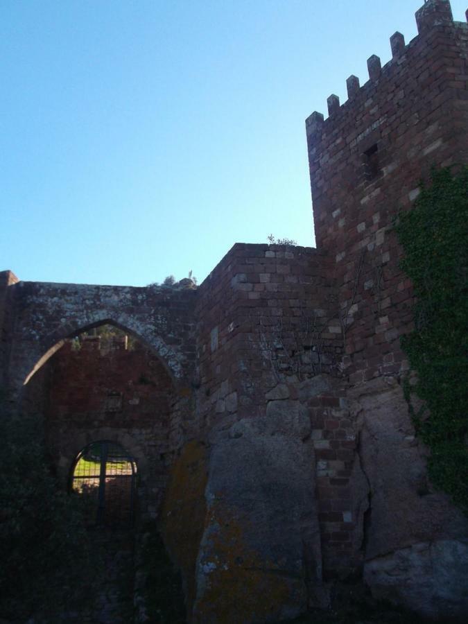 Vilanova de Escornalbou A&E.Escornalbou B&B 외부 사진